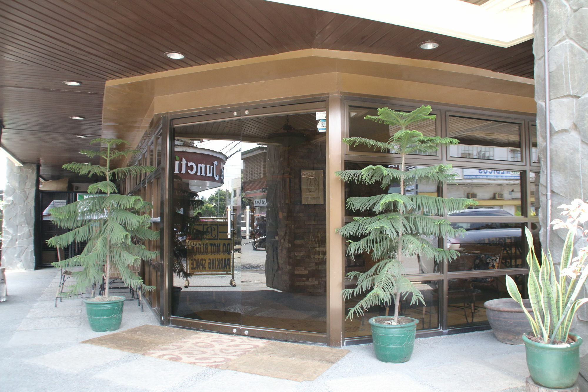 Roxas President'S Inn Dış mekan fotoğraf