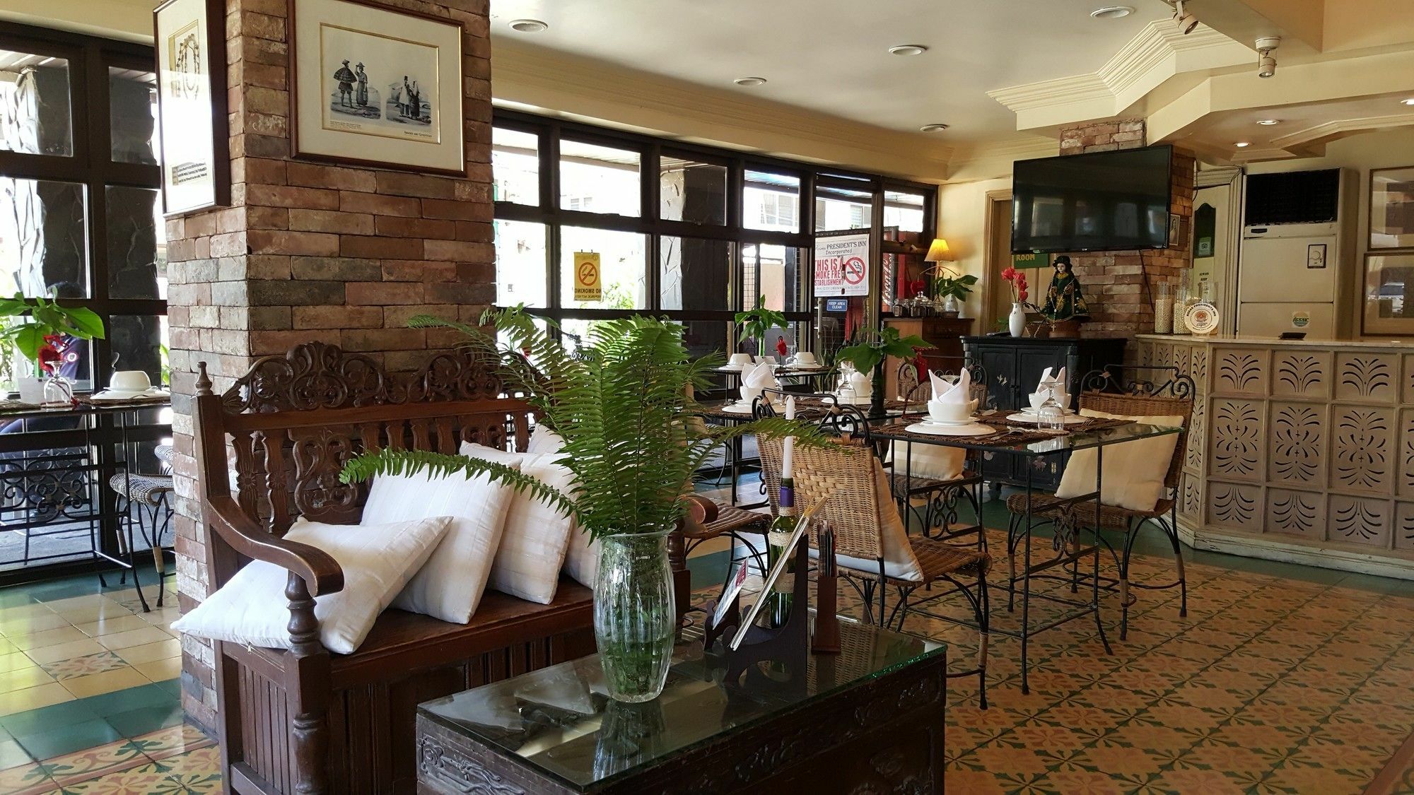 Roxas President'S Inn Dış mekan fotoğraf