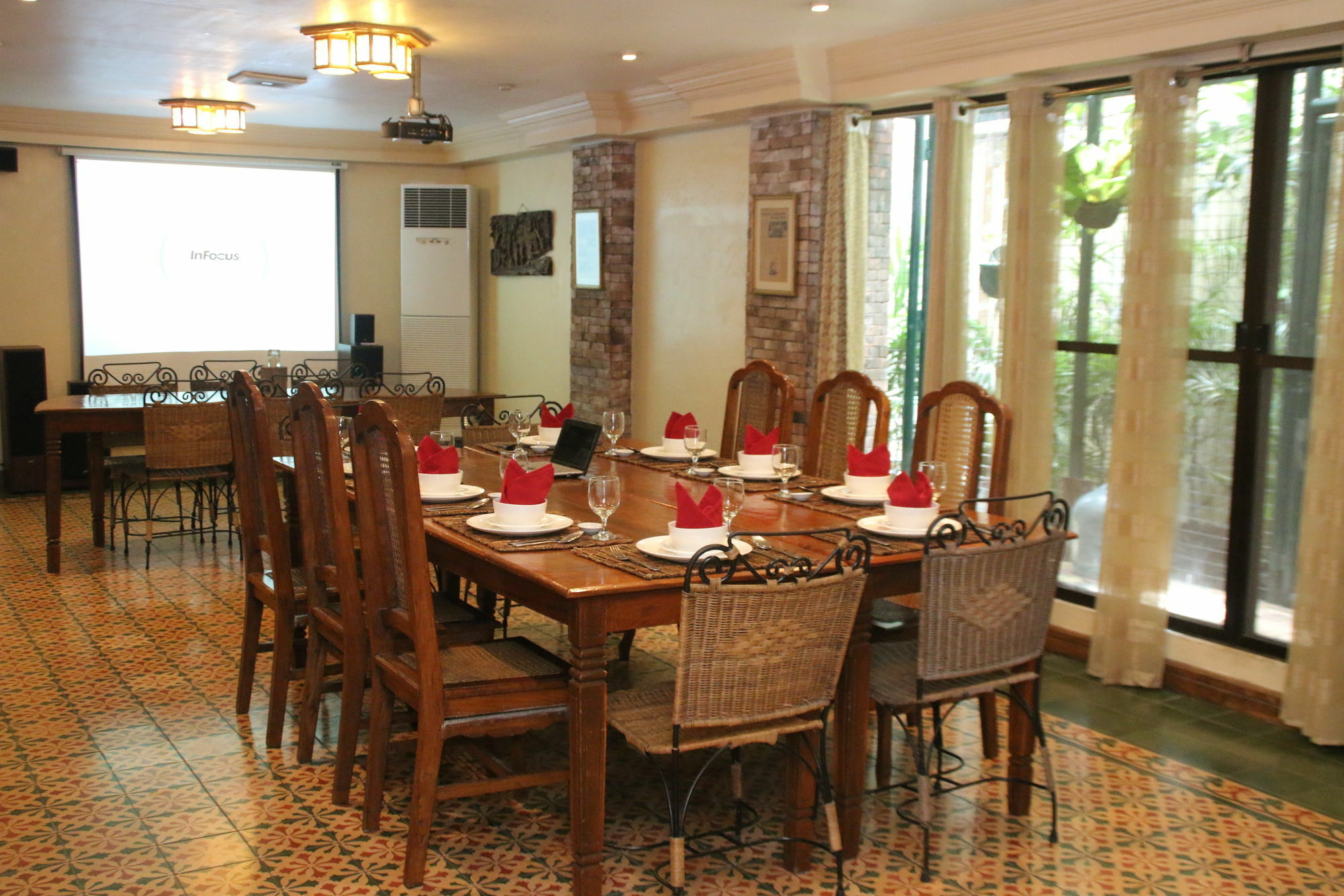 Roxas President'S Inn Dış mekan fotoğraf